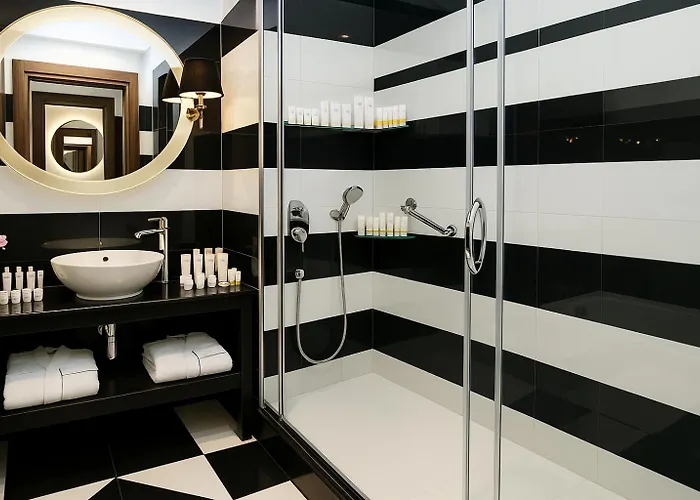 Ramada Hotel & Suites Sisli